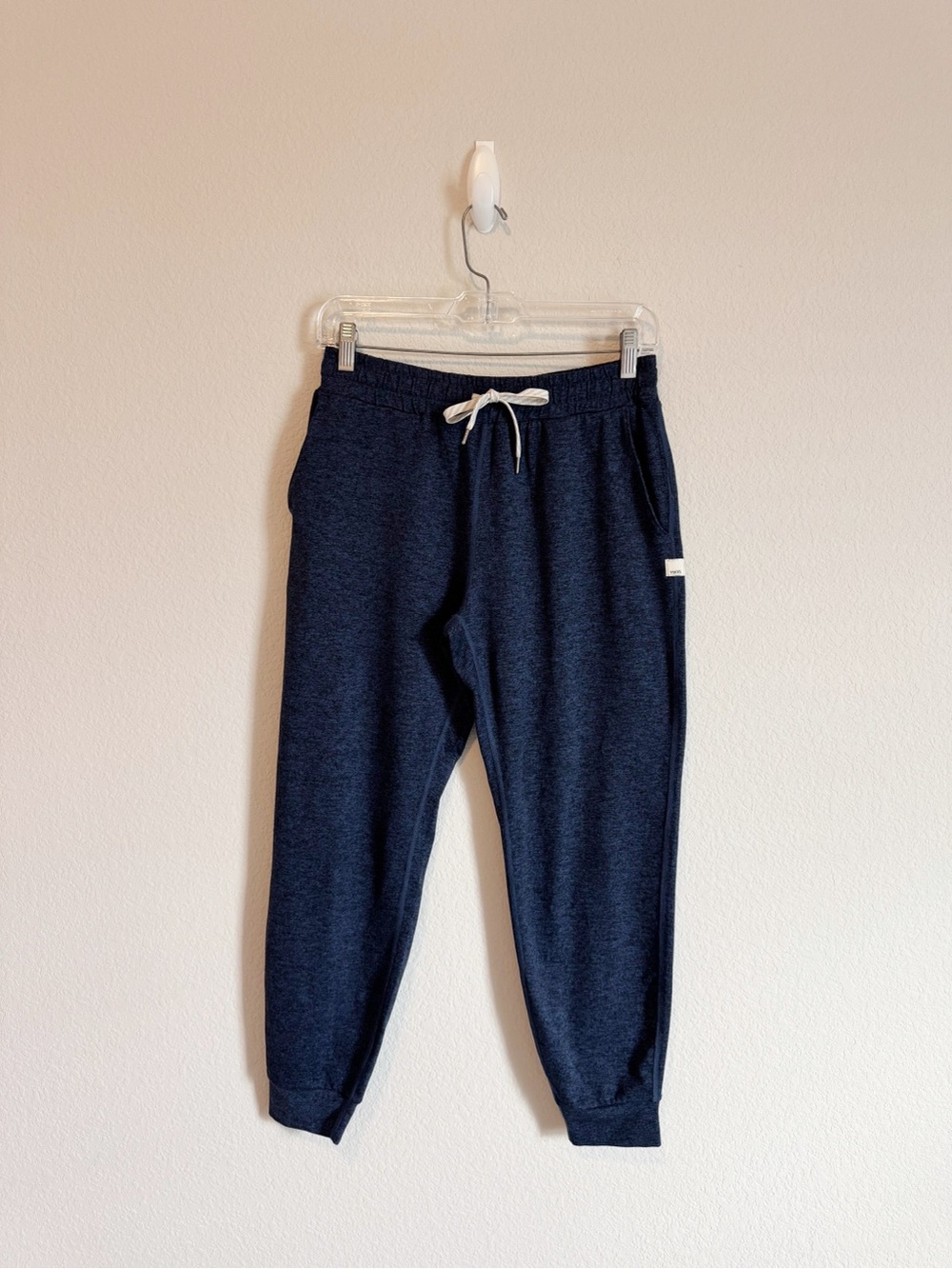 Vuori Women's Navy Blue Heather Performance Dreamknit Soft Jogger Pants Size S